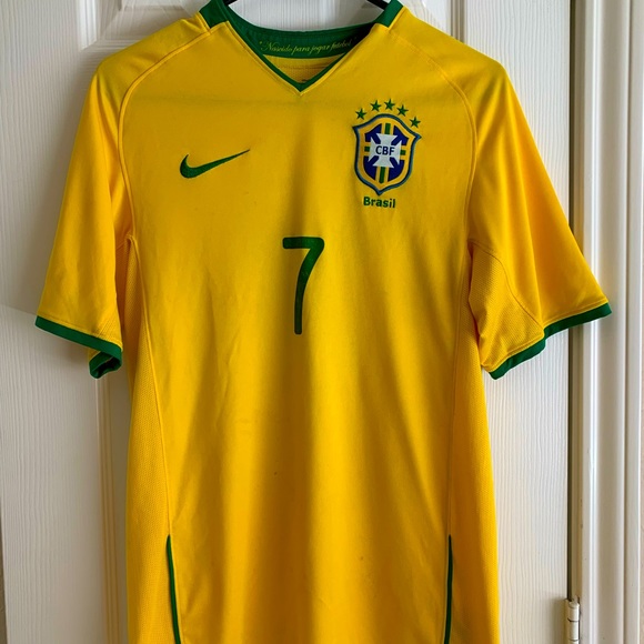 Brazil Mens Nike Soccer Jersey #7